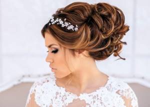 Wedding hairstyles for medium hair: with and without bangs. Photos and instructions for the best styling 