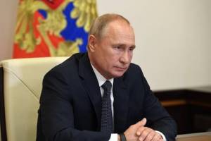 Путин предложил продлить предельный срок службы генералов и маршалов