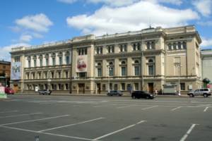 Рис. 2. Государственная консерватория в Санкт-Петербурге