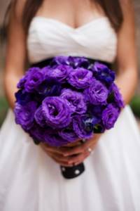 Lilac bouquet with lisianthus