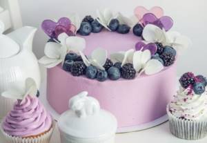 lilac wedding cake 6