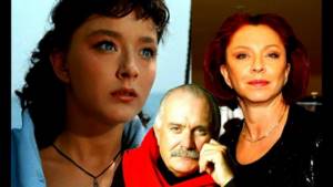How many wives did Nikita Mikhalkov have and with whom does he live now?