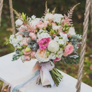 combination of powdery flowers in a wedding bouquet