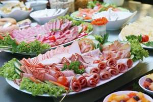 Cold appetizer table