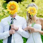 Wedding in July – green mood of the newlyweds