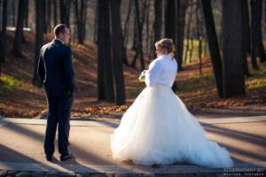 Wedding in November - in the trees