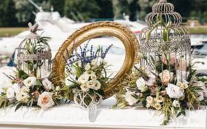 wedding in Provence style, vintage cages in decor