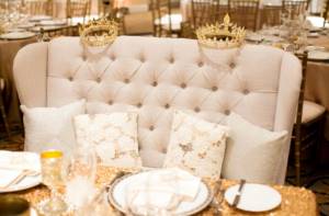 wedding in gold color - decoration of hall 2