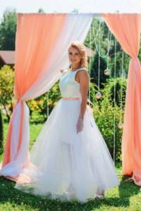 Свадебная арка персиковая фото