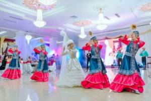 Wedding Kazakh dances