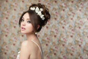 Wedding hairstyles with a headband of flowers and stones 5