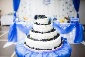 Wedding cakes with cream - photo 6