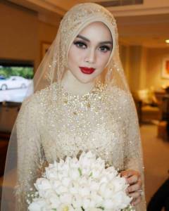 Muslim wedding makeup