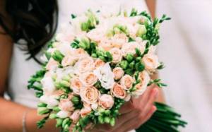 Wedding bouquet of spray roses