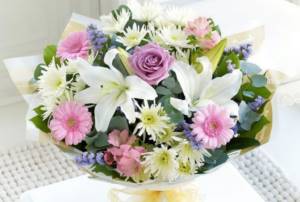 wedding bouquet of lilies 4