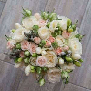 wedding bouquet of roses and freesia