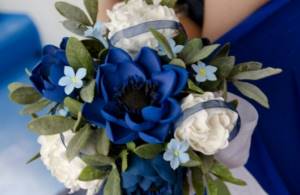 Wedding bouquet for a blue dress