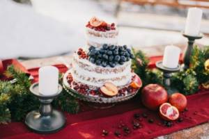 Свадебный торт с фруктами 6