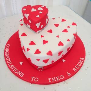 wedding cake-heart with inscription
