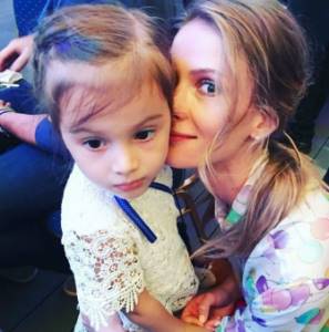 Svetlana with her eldest daughter Polina
