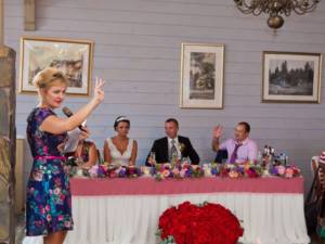 Wedding surprises for newlyweds from friends: original ideas