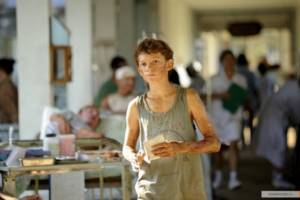 Tom Holland in the movie The Impossible