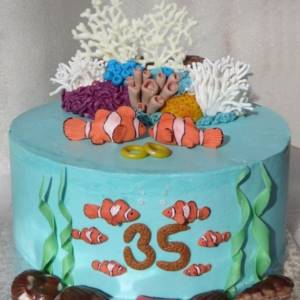 торт голубого цвета на коралловую годовщину свадьбы
