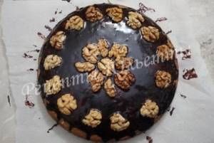cake with halva, chocolate and nuts