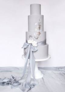 Cake with silver fondant