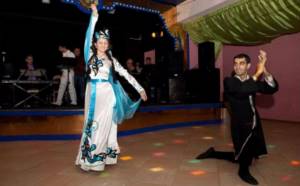 Armenian wedding traditions