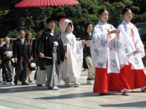 Traditional Japanese wedding dress