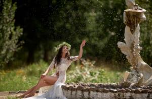 утро невесты у фонтана, невеста в белом кружевном будуарном платье, организатор АБЕТЕЛЬ