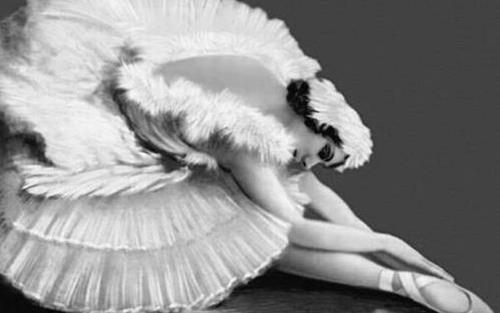 &#39;At the beginning of 1908, the ballerina performed a choreographic miniature for the first time 