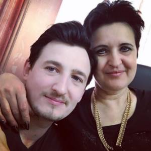 Vlad Kadoni with his mother