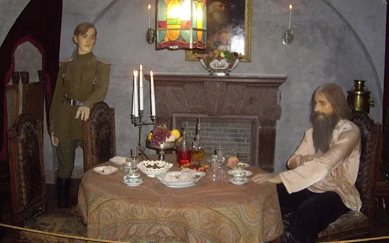 Wax figures of Felix Yusupov and Grigory Rasputin