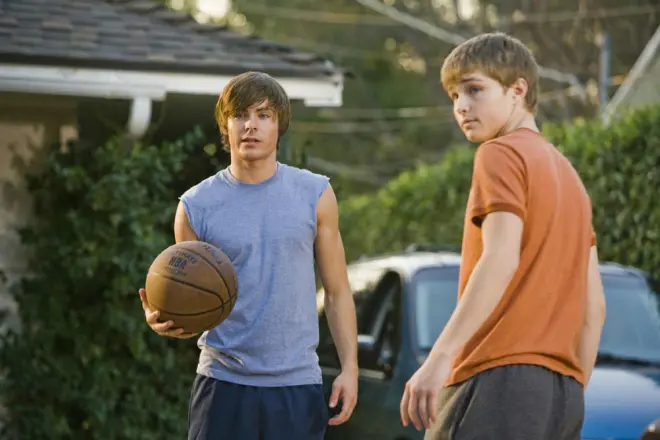 Zac Efron in the comedy &quot;Dad&#39;s 17 Again&quot;
