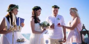 жених и невеста в греческих нарядах
