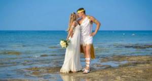 жених и невеста в греческом стиле